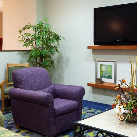 Holiday Inn Express & Suites Toluca Zona Aeropuerto By Ihg Exterior photo