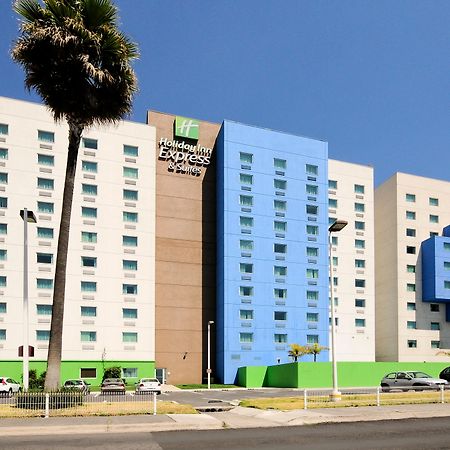 Holiday Inn Express & Suites Toluca Zona Aeropuerto By Ihg Exterior photo